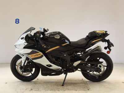 Kawasaki Ninja ZX-4R SE 2025