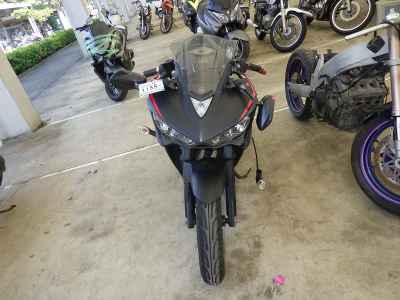 Yamaha YZF-R25 2017
