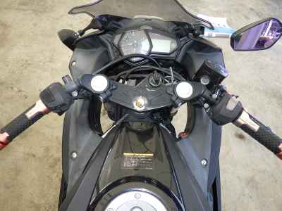 Yamaha YZF-R25 2017