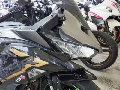 Kawasaki Ninja ZX-25R 2022