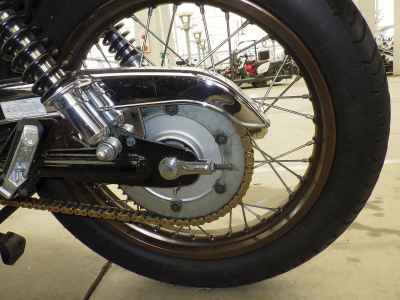 Yamaha SR400 2021