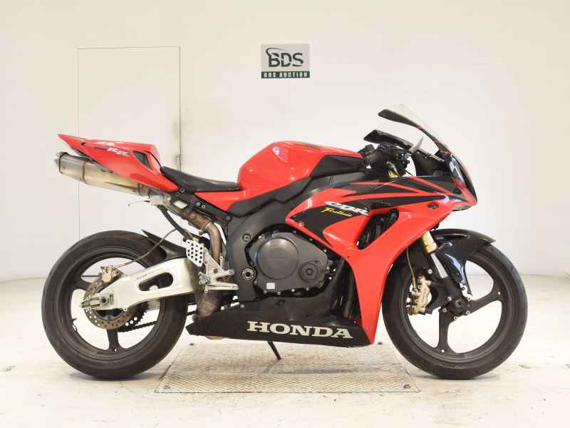 Honda CBR1000RR 2006
