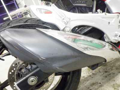 Suzuki Gladius SFV400 2010