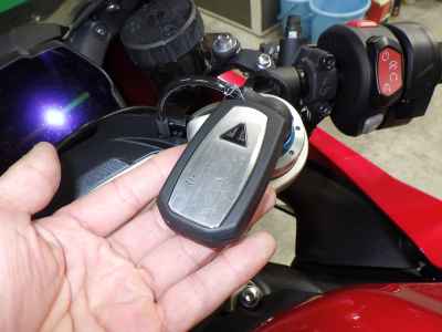 Triumph Speed Triple 1200 RR 2023