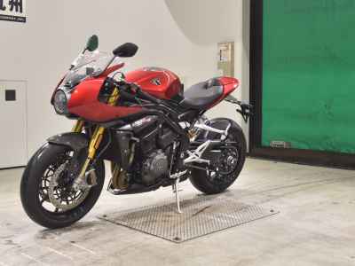 Triumph Speed Triple 1200 RR 2023