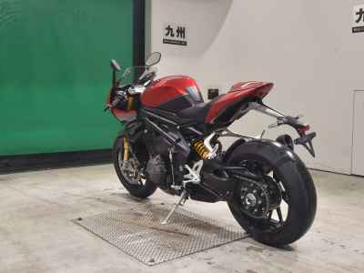Triumph Speed Triple 1200 RR 2023