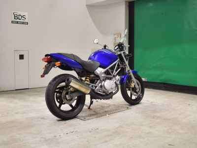 Honda VTR250 2005