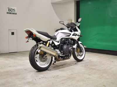 Honda CB400 Super Boldor 2012