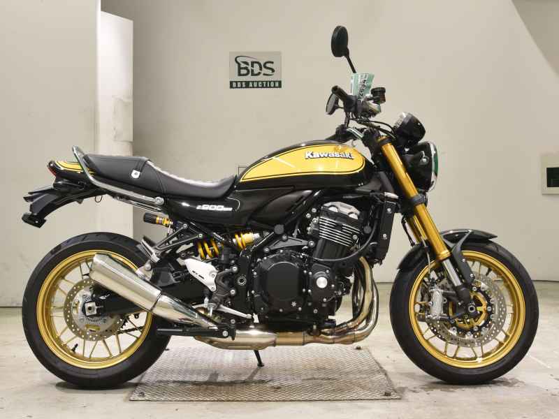 Kawasaki Z900RS 2023