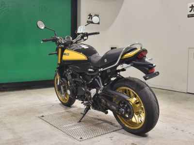 Kawasaki Z900RS 2023