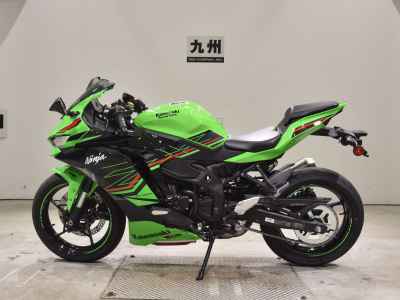 Kawasaki Ninja ZX-25R SE