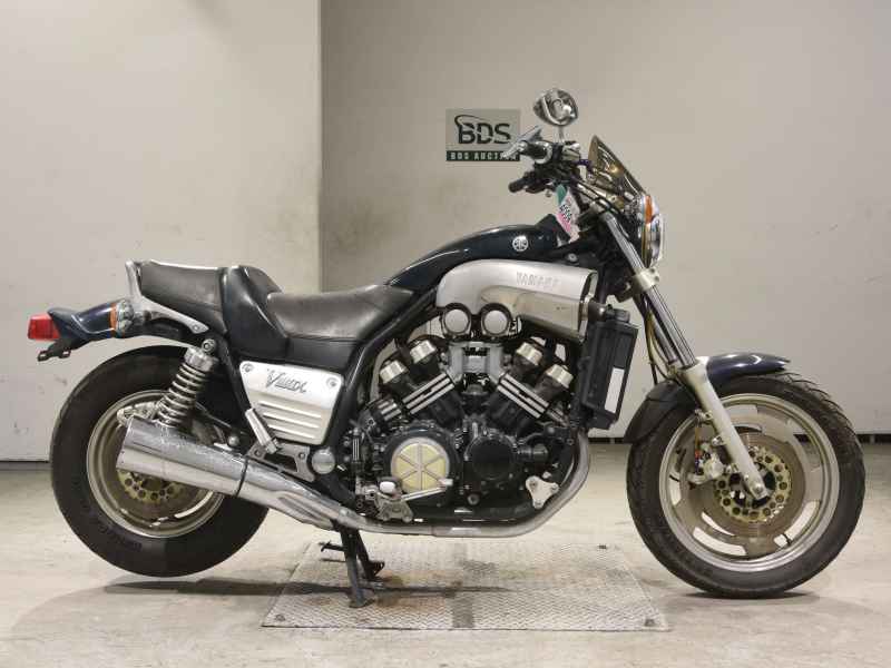 Yamaha V-Max 1200
