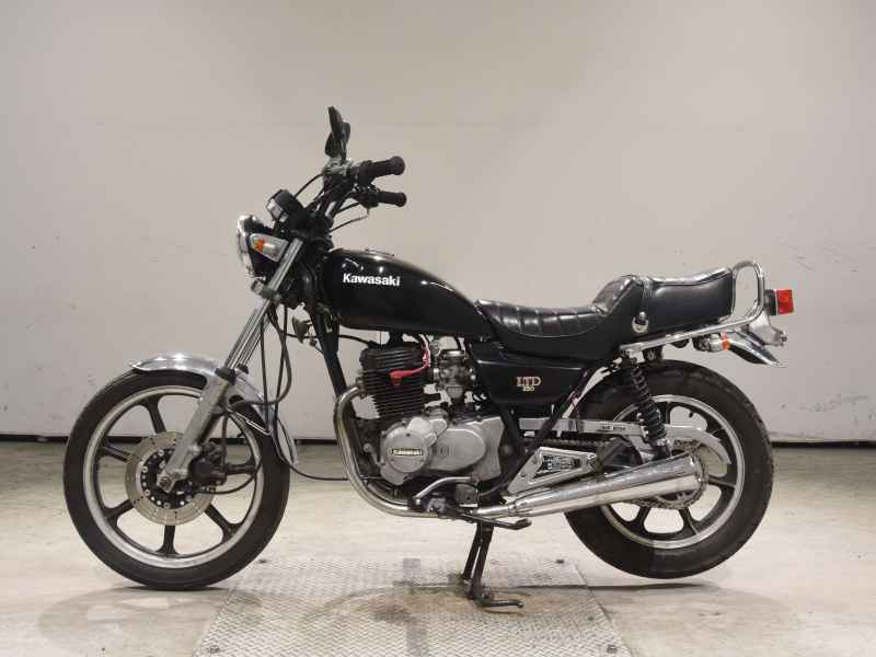 Kawasaki Z250LTD