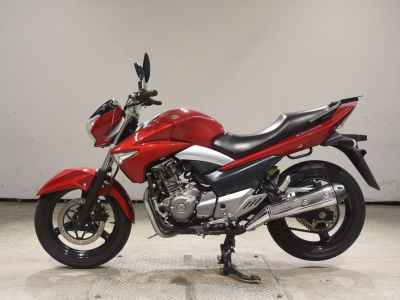 Suzuki GSR250