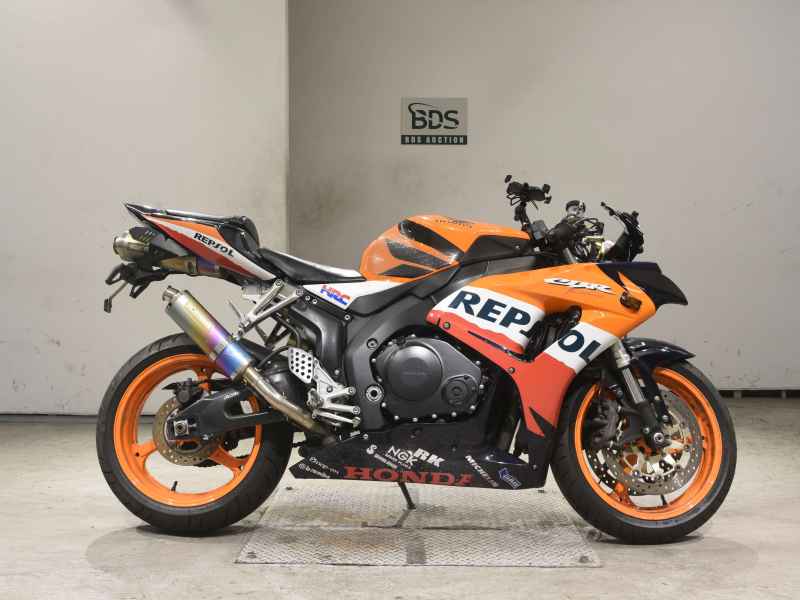 Honda CBR1000RR 2006