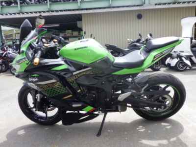 Kawasaki Ninja ZX-25R SE