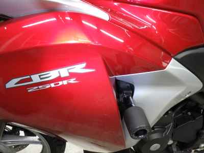 Honda CBR250R 2011