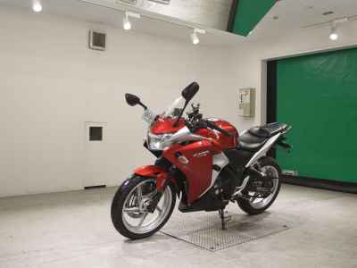 Honda CBR250R 2011