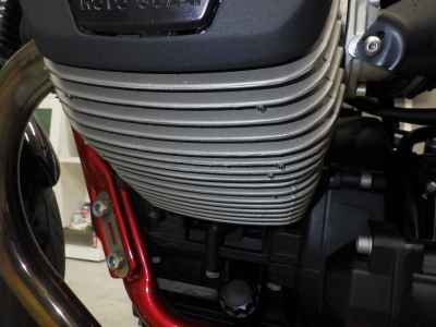 Moto Guzzi V7 Racer 2015