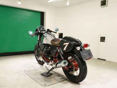 Moto Guzzi V7 Racer 2015