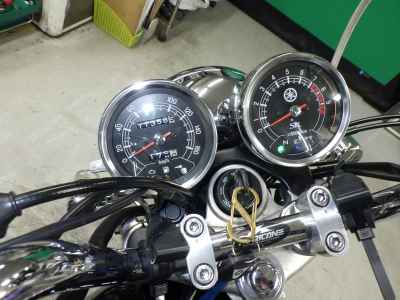 Yamaha SR400 2016
