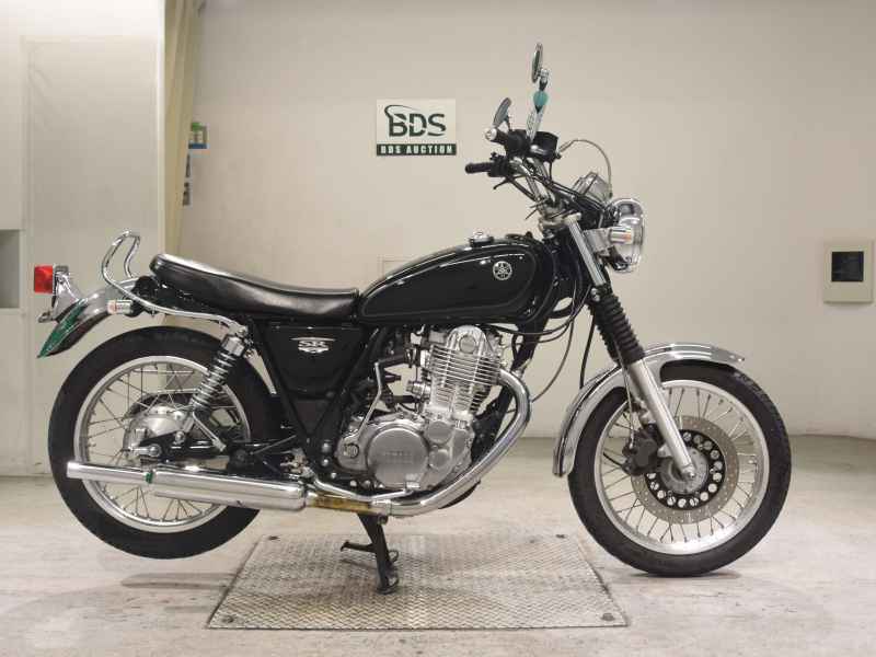 Yamaha SR400 2016