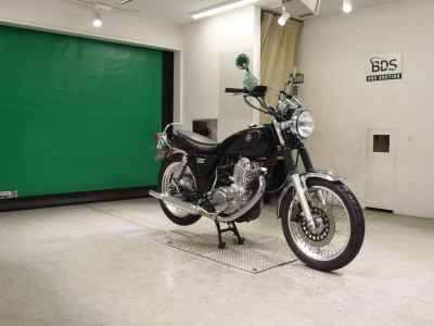 Yamaha SR400 2016