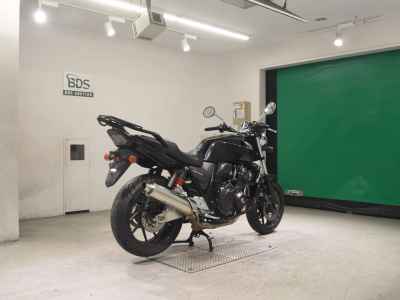 Honda CB400SF 2019