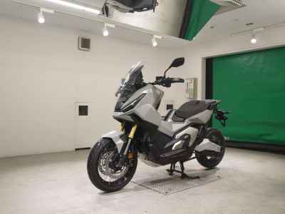 Honda X-Adv 750 2025