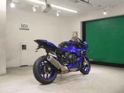 Yamaha YZF-R1 2025