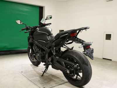 Honda CB650R 2023