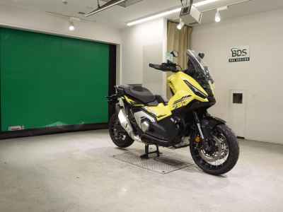 Honda X-Adv 750 2025