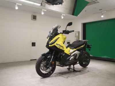 Honda X-Adv 750 2025