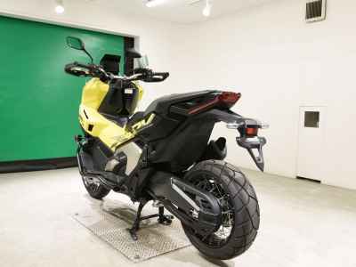 Honda X-Adv 750 2025