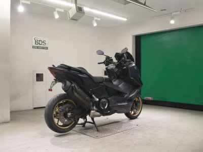 Yamaha TMAX 560T 2022