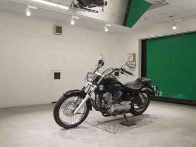 Yamaha XVS250 Drag Star