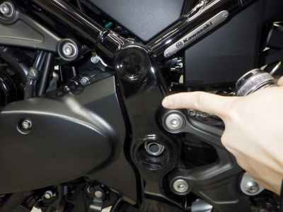 Kawasaki Z900RS 2025