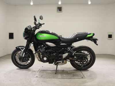 Kawasaki Z900RS 2025