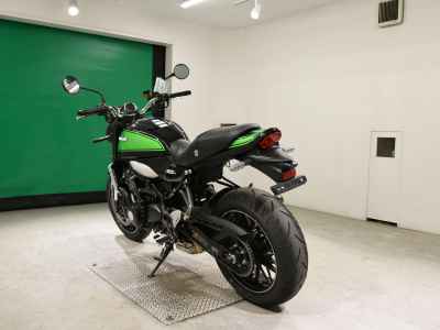 Kawasaki Z900RS 2025