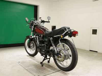 Yamaha SR400 2005