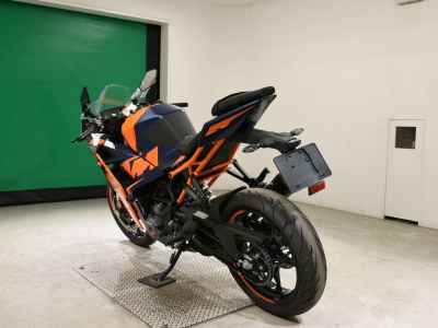 KTM RC 390 2022