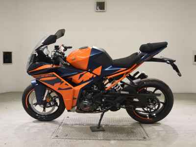 KTM RC 390 2022