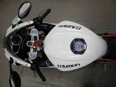 Triumph Daytona 675R 2011