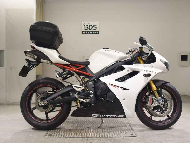 Triumph Daytona 675R 2011