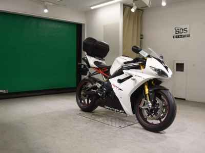 Triumph Daytona 675R 2011