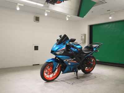 Yamaha YZF-R25