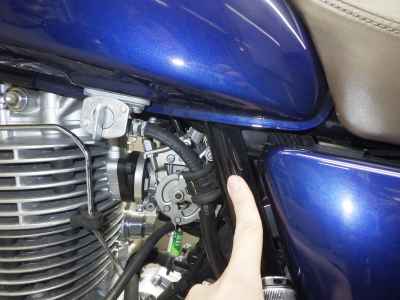 Yamaha SR400 2021