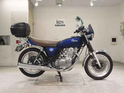 Yamaha SR400 2021