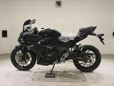 Suzuki GSX250R