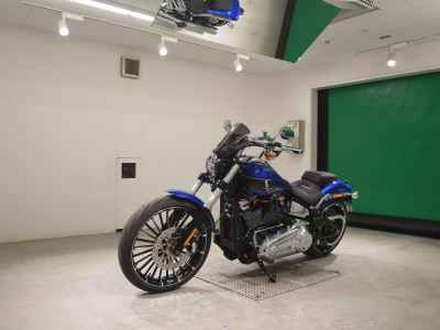 Harley-Davidson Breakout FXBR1920 2025